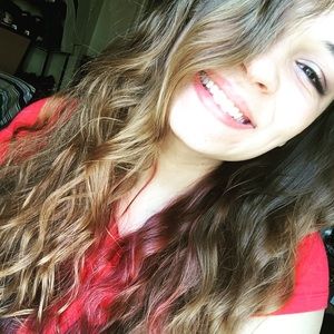 Meet your Posher, Brianna